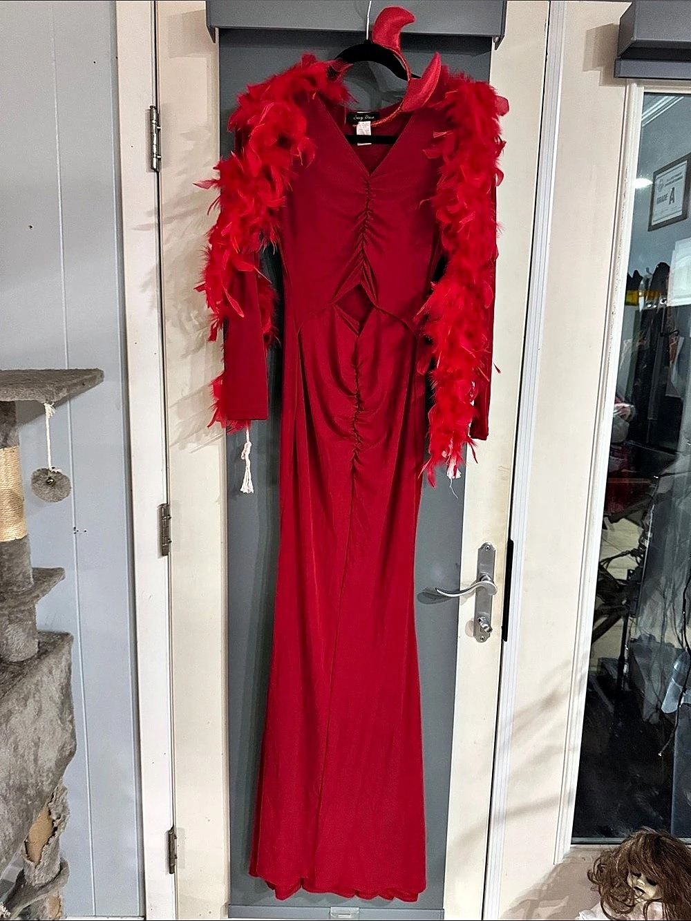 Sexy Diva devil for Halloween Red Feather boa long Sleeve Maxi Dress Like New